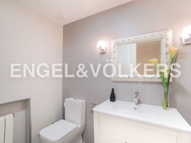 2 slaapkamer Appartement te koop in El Pla del Remei, Valencia stad met garage - € 990.000 (Ref: 8234875)