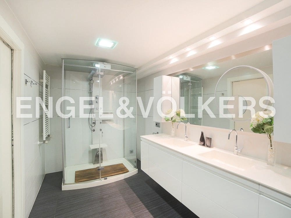 2 soveværelse Lejlighed til salg i Valencia by med garage - € 1.100.000 (Ref: 8234875)