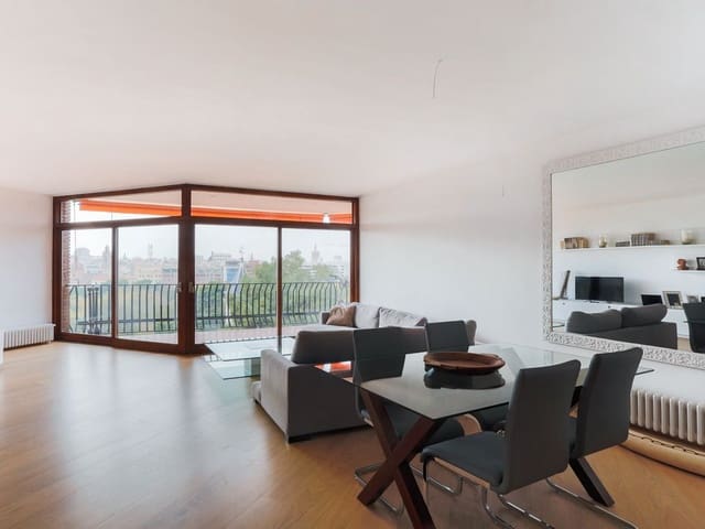 5 soveværelse Lejlighed til salg i Exposicio, Valencia by - € 1.300.000 (Ref: 8234878)