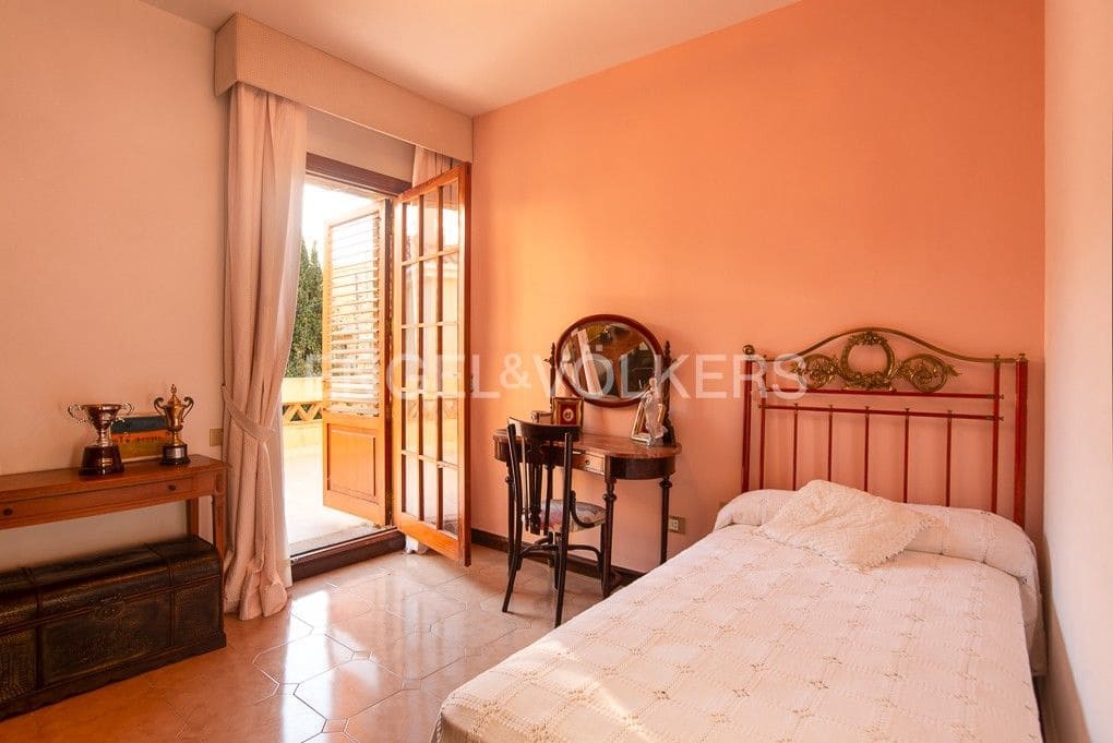 Casa de 4 habitaciones en Castelló de la Plana en venta con garaje - 650.000 € (Ref: 8234967)