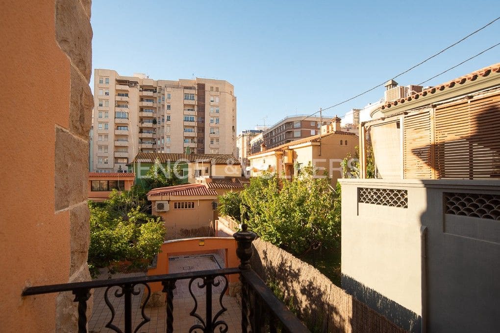 Casa de 4 habitaciones en Castelló de la Plana en venta con garaje - 650.000 € (Ref: 8234967)