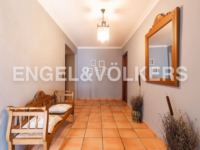 4 soveværelse Villa til salg i Fuenterrobles med garage - € 290.000 (Ref: 8234986)
