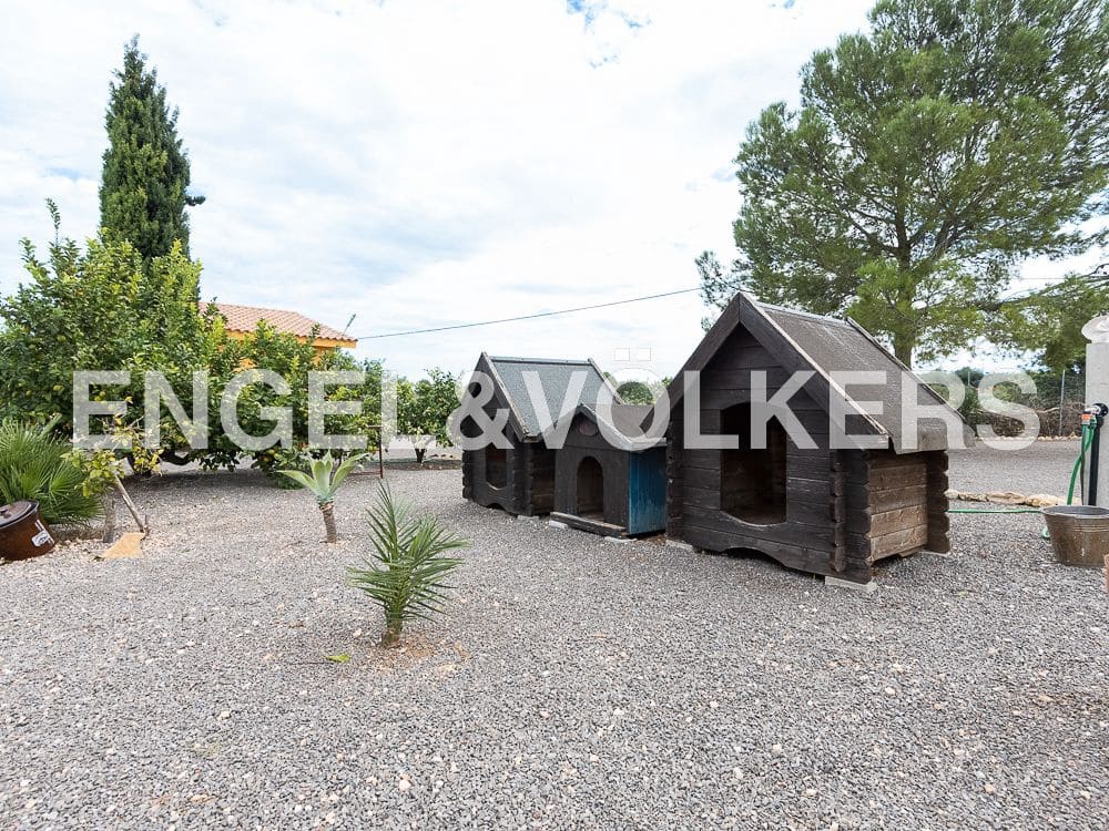 2 bedroom Villa for sale in Calig with garage - € 375,000 (Ref: 8235016)