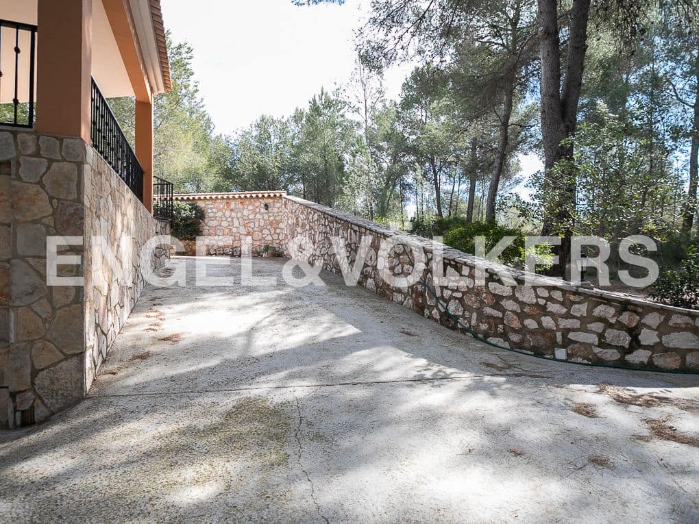 3 bedroom Finca/Country House for sale in Carcaixent with pool garage - € 395,000 (Ref: 8235024)