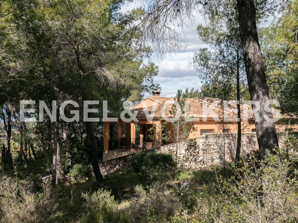 3 bedroom Finca/Country House for sale in Carcaixent with pool garage - € 395,000 (Ref: 8235024)