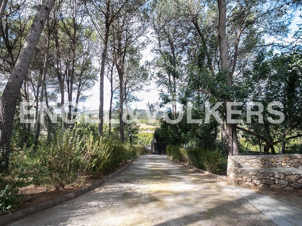 3 bedroom Finca/Country House for sale in Carcaixent with pool garage - € 395,000 (Ref: 8235024)