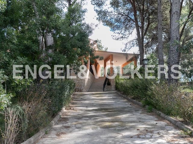 3 bedroom Finca/Country House for sale in Carcaixent with pool garage - € 395,000 (Ref: 8235024)