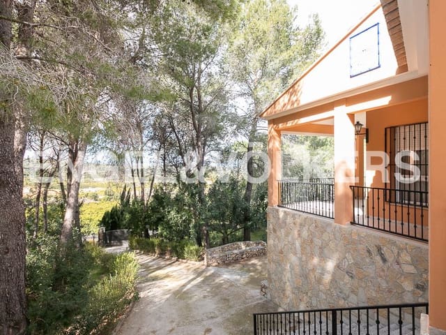 3 bedroom Finca/Country House for sale in Carcaixent with pool garage - € 395,000 (Ref: 8235024)