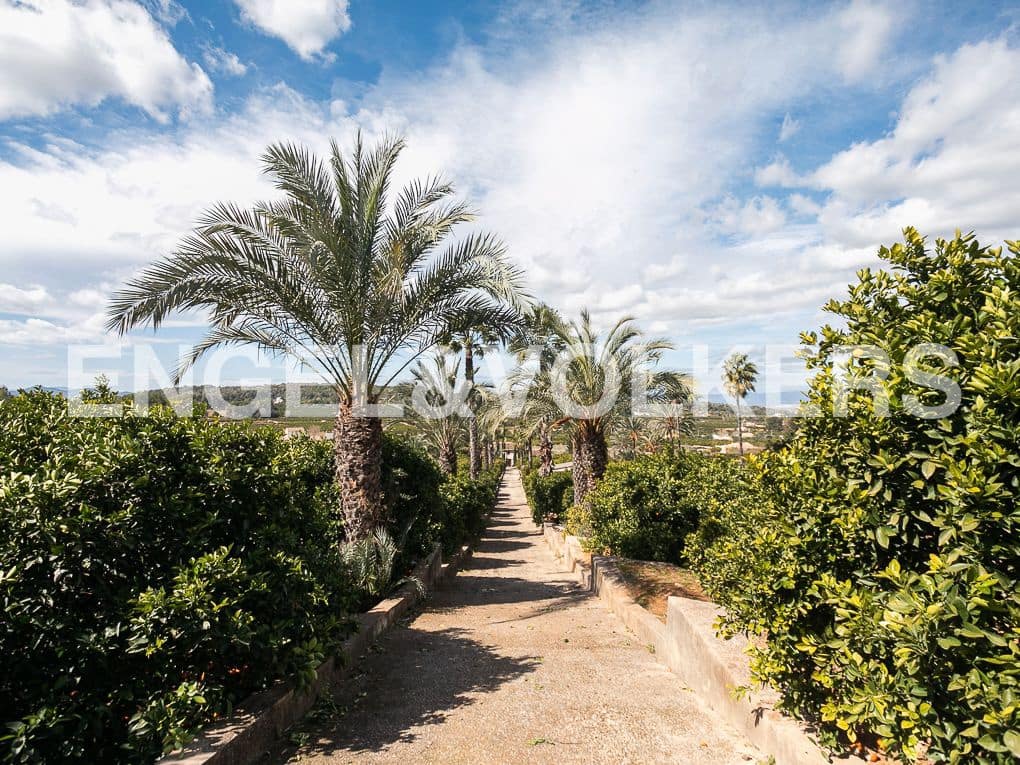 3 bedroom Finca/Country House for sale in Carcaixent with pool garage - € 395,000 (Ref: 8235024)
