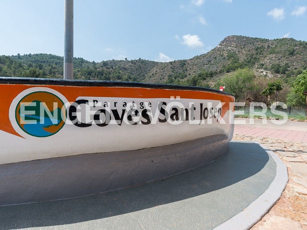 5 bedroom Villa for sale in La Vall d'Uixo with garage - € 950,000 (Ref: 8235044)