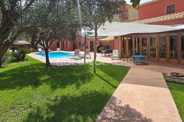 5 makuuhuone Huvila myytävänä paikassa L'Almadrava - L'Estanyó, Dénia mukana uima-altaan 
autotalli - 1 045 000 € (Ref: 8235050)