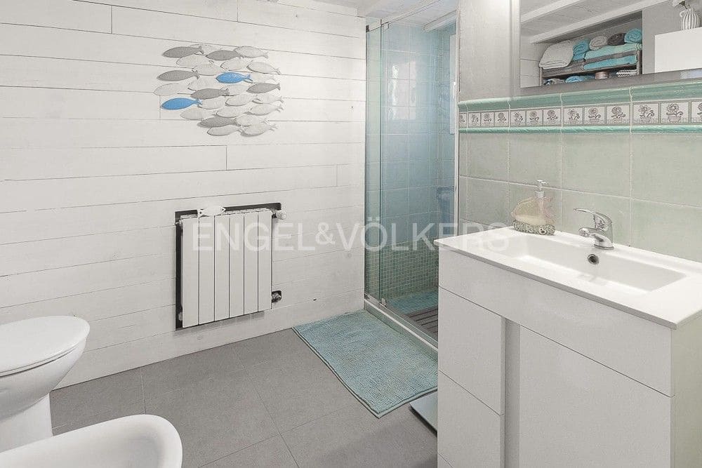 5 makuuhuone Huvila myytävänä paikassa Denia mukana uima-altaan 
autotalli - 1 045 000 € (Ref: 8235050)