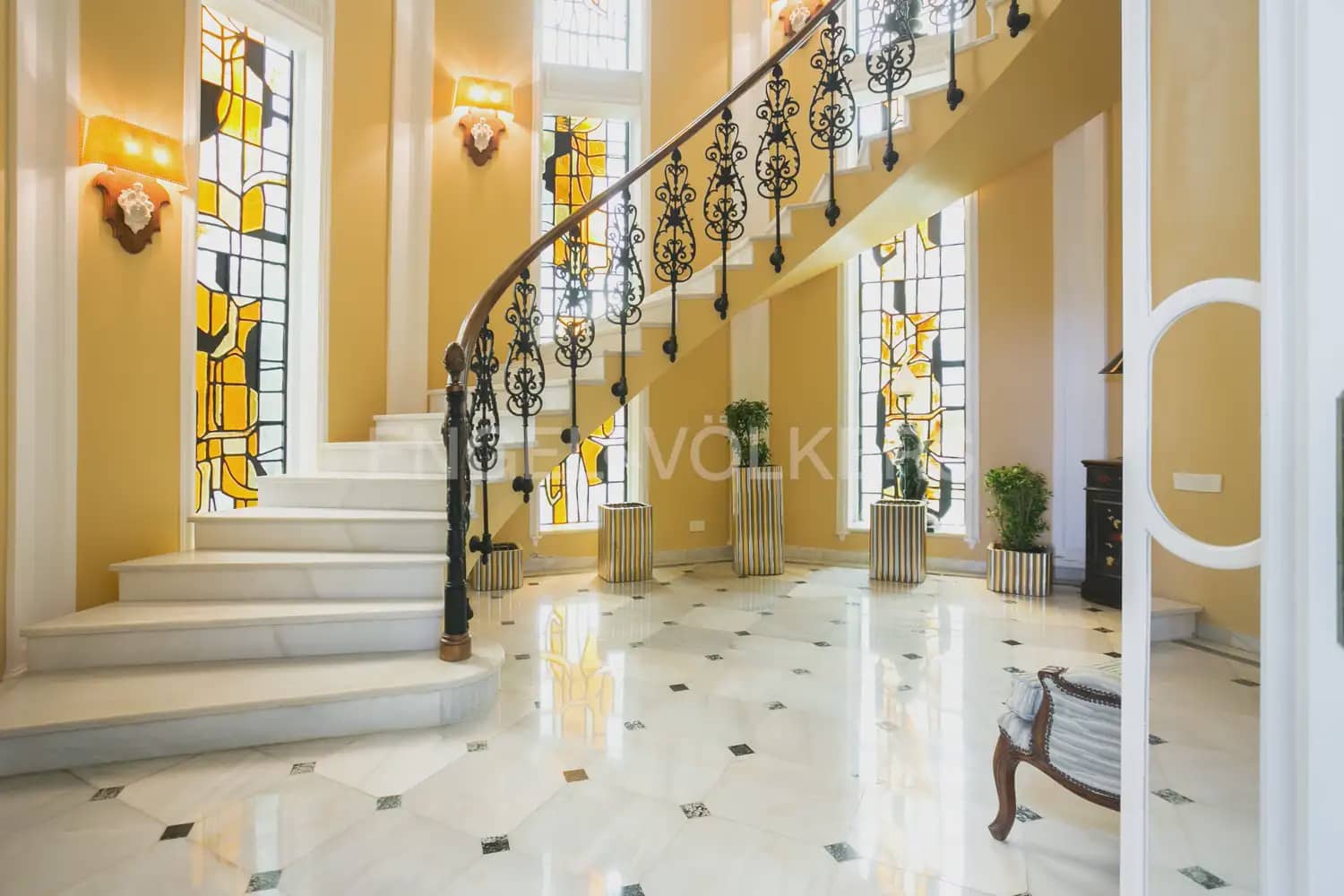 12 bedroom Villa for sale in La Pobla de Vallbona with pool garage - € 1,735,000 (Ref: 8235052)