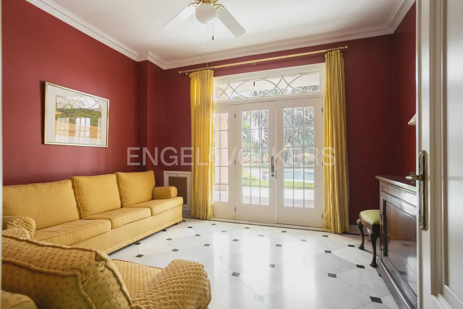 12 bedroom Villa for sale in La Pobla de Vallbona with pool garage - € 1,735,000 (Ref: 8235052)