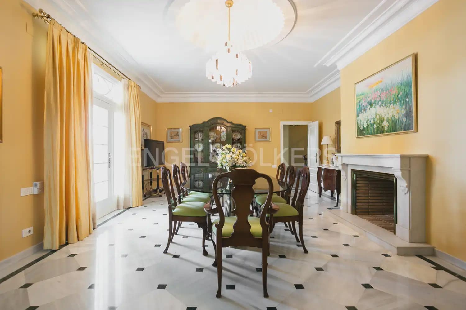 12 bedroom Villa for sale in La Pobla de Vallbona with pool garage - € 1,735,000 (Ref: 8235052)