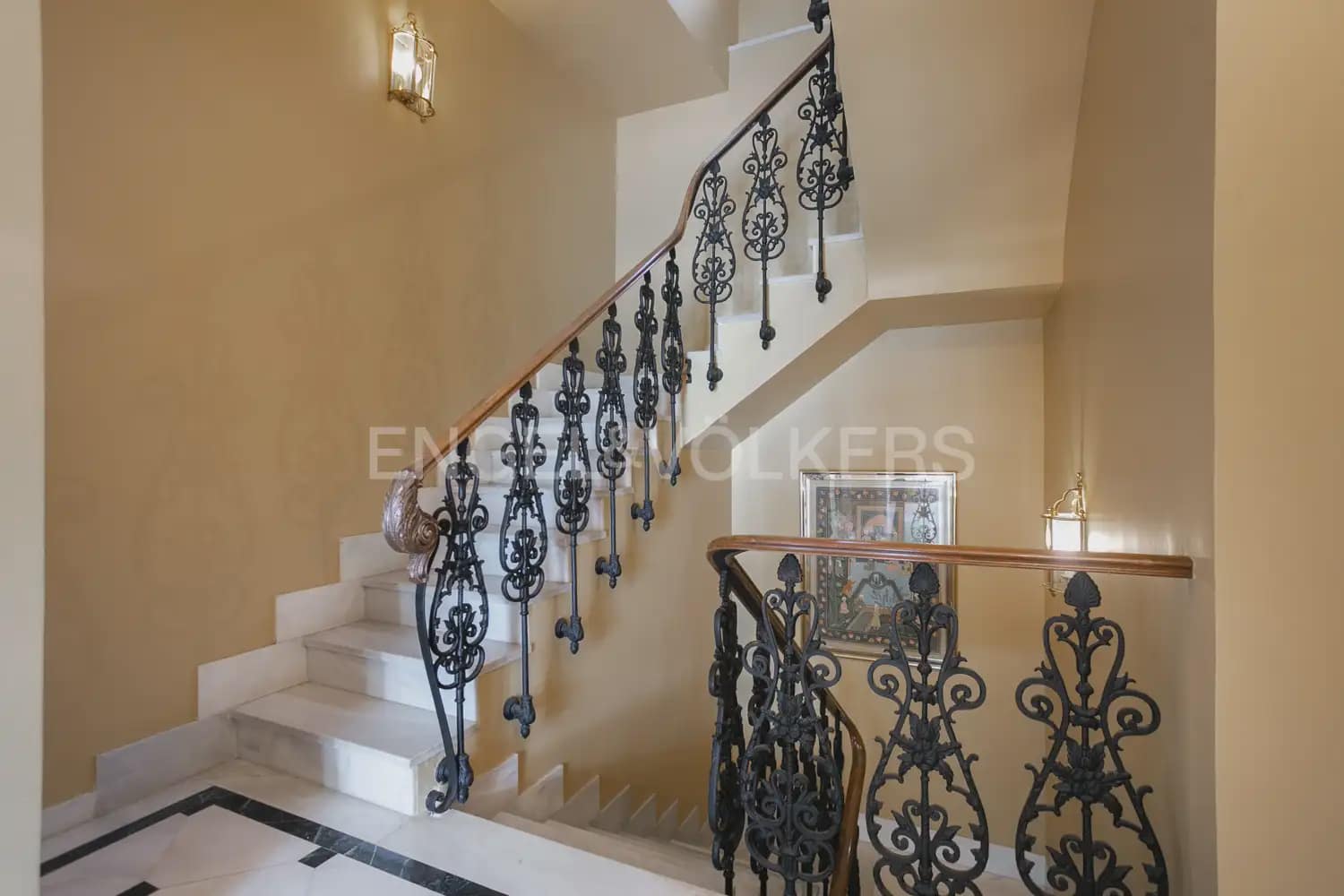 12 bedroom Villa for sale in La Pobla de Vallbona with pool garage - € 1,735,000 (Ref: 8235052)