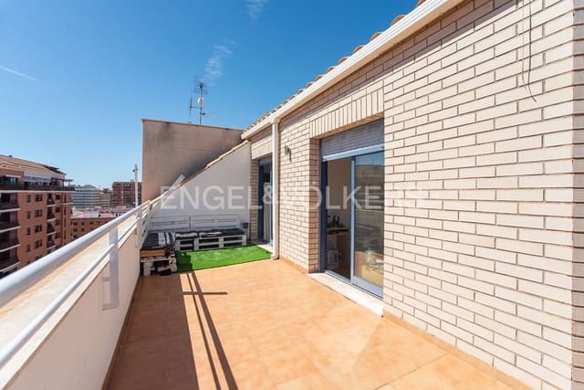 4 soveværelse Penthouse til salg i Sur, Castelló de la Plana - € 298.000 (Ref: 8235058)
