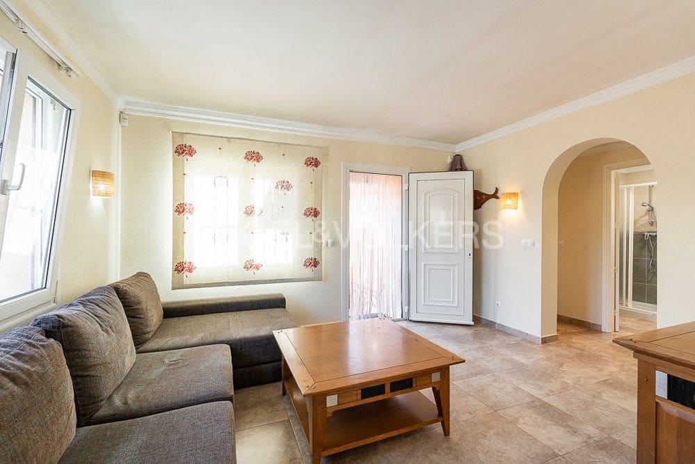2 bedroom Villa for sale in Oliva with pool garage - € 390,000 (Ref: 8235069)