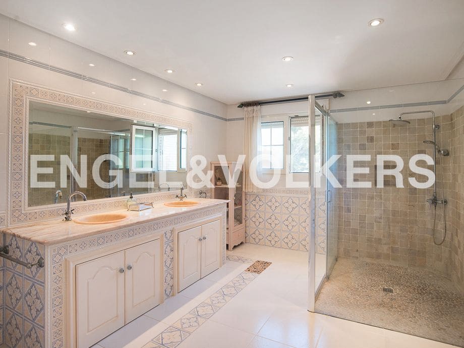 10 chambre Villa/Maison à vendre à Onda avec piscine garage - 495 000 € (Ref: 8235076)