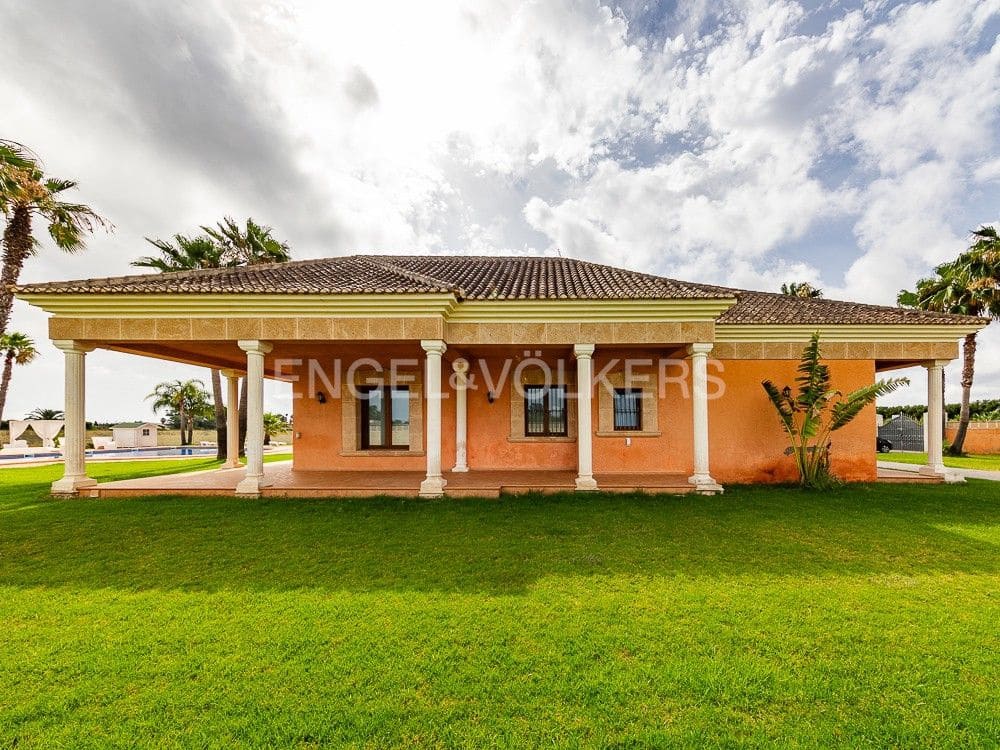 5 camera da letto Villa in vendita in Denia con piscina - 1.895.000 € (Rif: 8235091)
