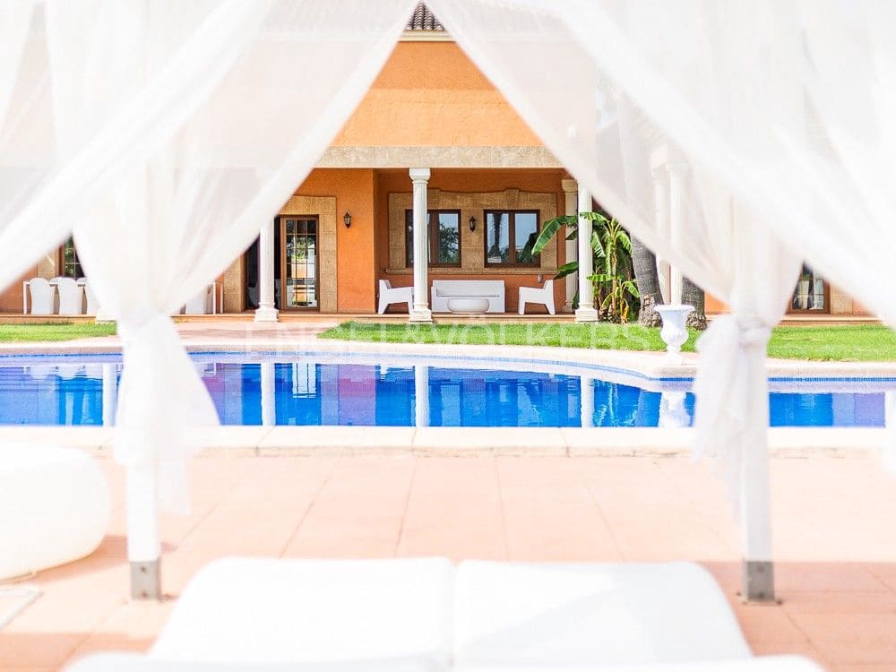 5 camera da letto Villa in vendita in Denia con piscina - 1.895.000 € (Rif: 8235091)