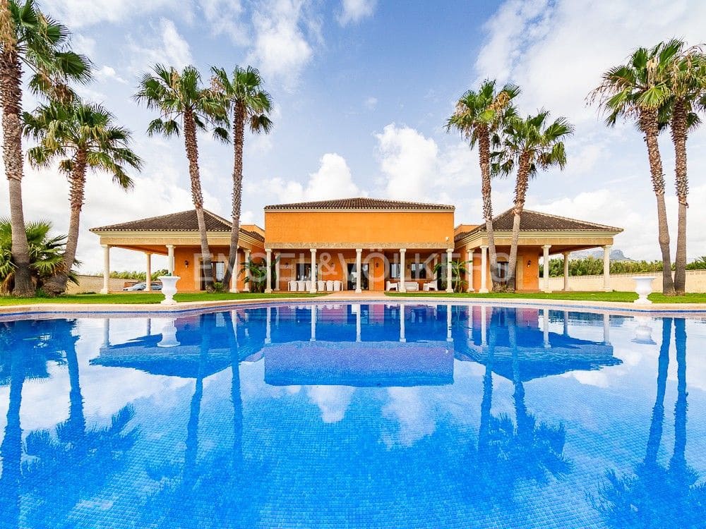 5 camera da letto Villa in vendita in Denia con piscina - 1.895.000 € (Rif: 8235091)