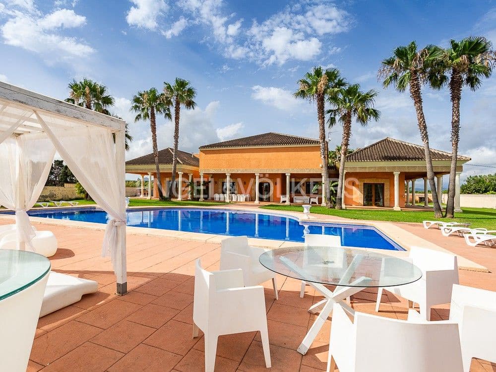 5 camera da letto Villa in vendita in Denia con piscina - 1.895.000 € (Rif: 8235091)