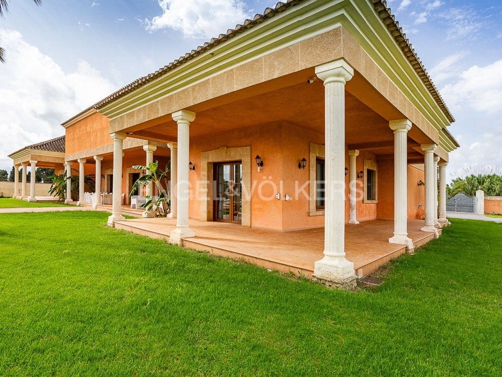 5 camera da letto Villa in vendita in Denia con piscina - 1.895.000 € (Rif: 8235091)