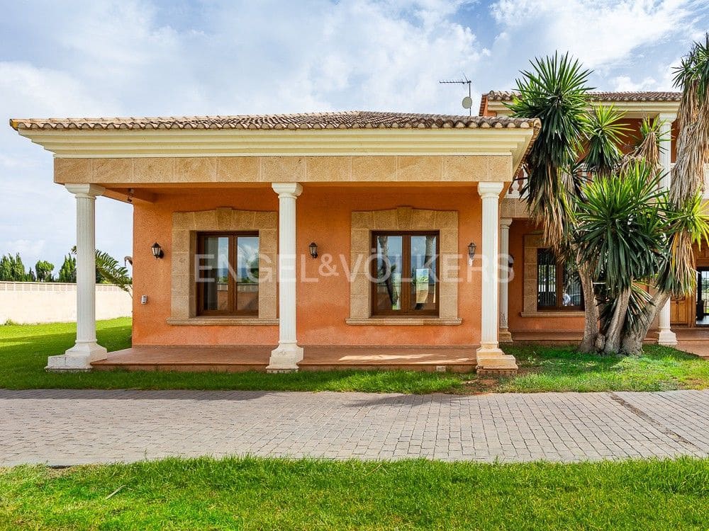 5 camera da letto Villa in vendita in Denia con piscina - 1.895.000 € (Rif: 8235091)