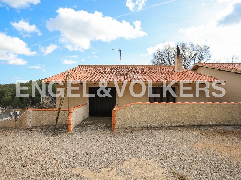 10 bedroom Finca/Country House for sale in Ayora with pool - € 3,900,000 (Ref: 8235132)