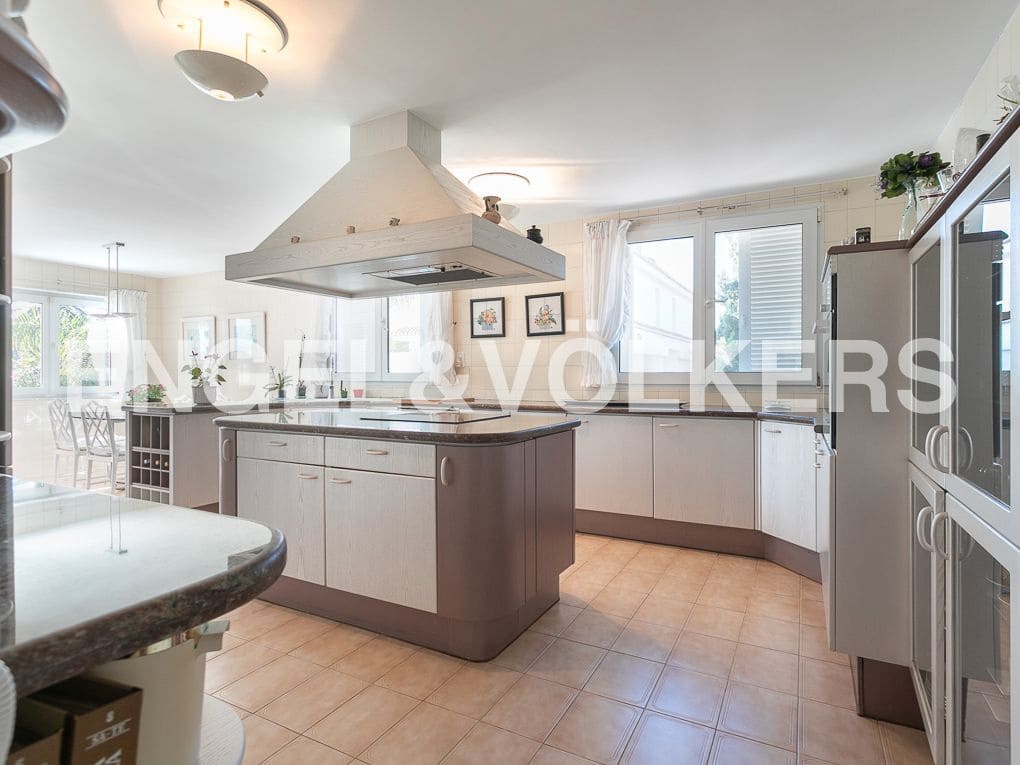 7 quarto Moradia para venda em Gandia com piscina garagem - 1 250 000 € (Ref: 8235151)