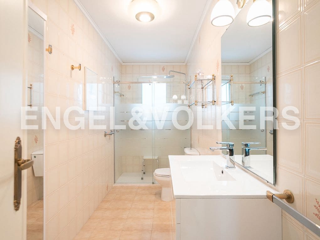 7 quarto Moradia para venda em Gandia com piscina garagem - 1 250 000 € (Ref: 8235151)