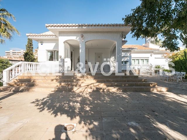 7 quarto Moradia para venda em Gandia com piscina garagem - 1 250 000 € (Ref: 8235151)