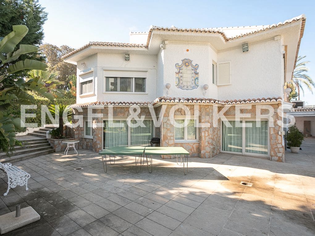 7 quarto Moradia para venda em Gandia com piscina garagem - 1 250 000 € (Ref: 8235151)