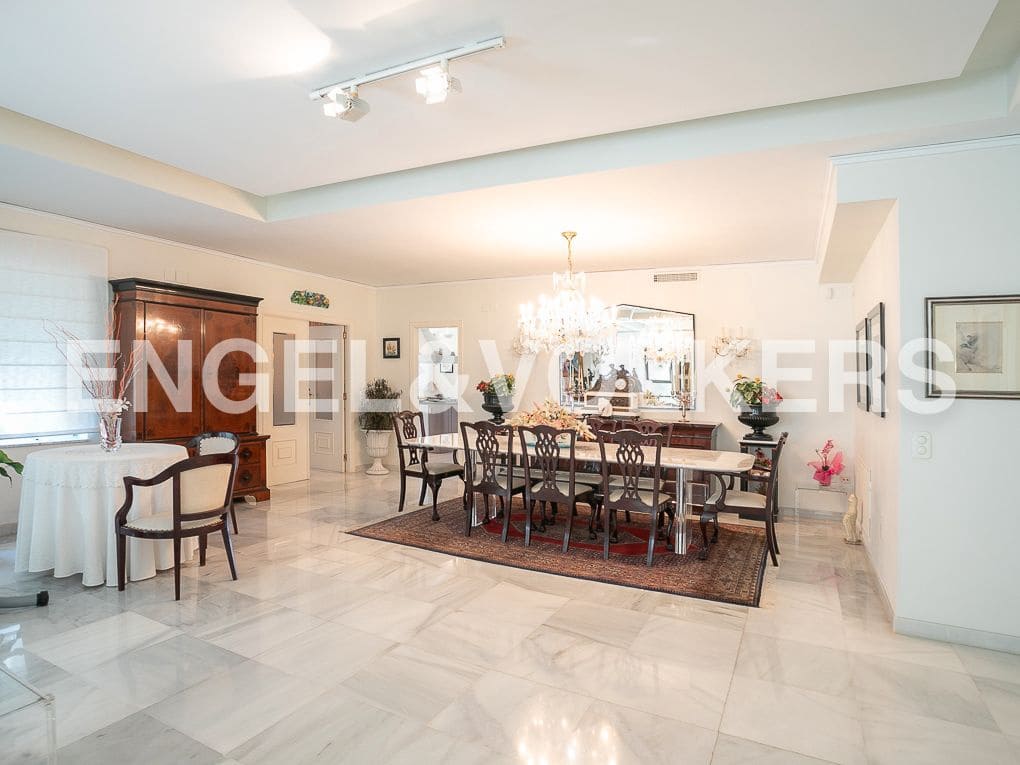 7 quarto Moradia para venda em Gandia com piscina garagem - 1 250 000 € (Ref: 8235151)
