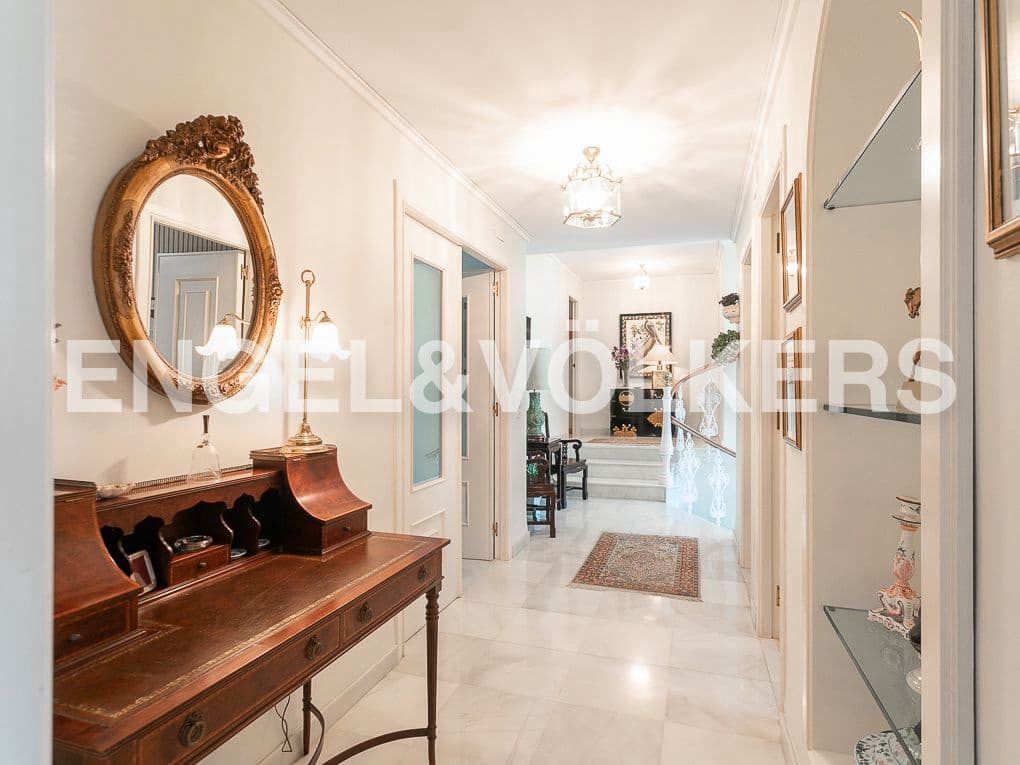 7 quarto Moradia para venda em Gandia com piscina garagem - 1 250 000 € (Ref: 8235151)