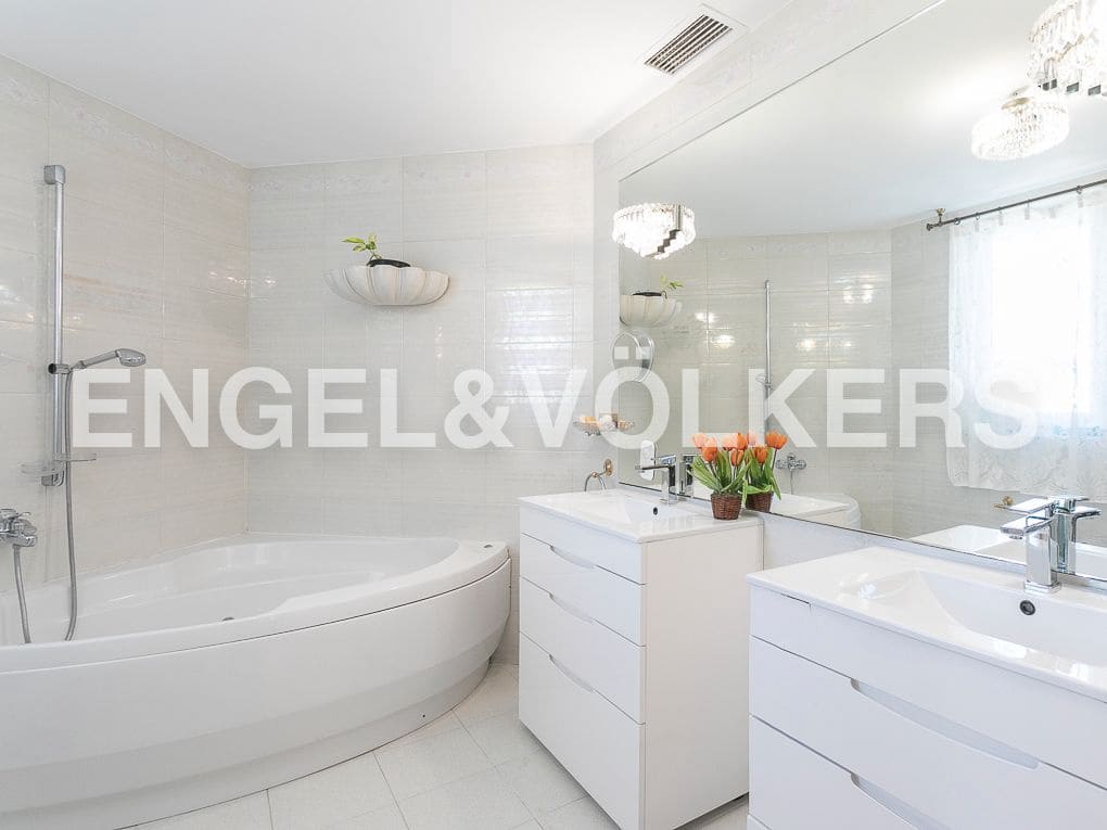 7 quarto Moradia para venda em Gandia com piscina garagem - 1 250 000 € (Ref: 8235151)