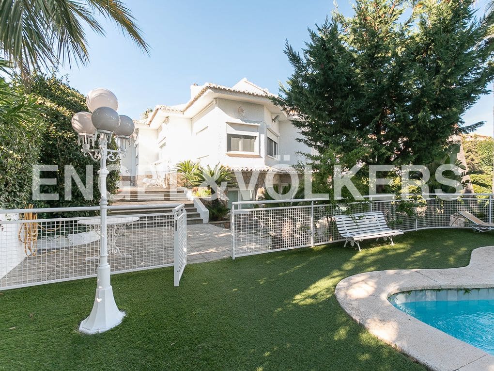 7 quarto Moradia para venda em Gandia com piscina garagem - 1 250 000 € (Ref: 8235151)