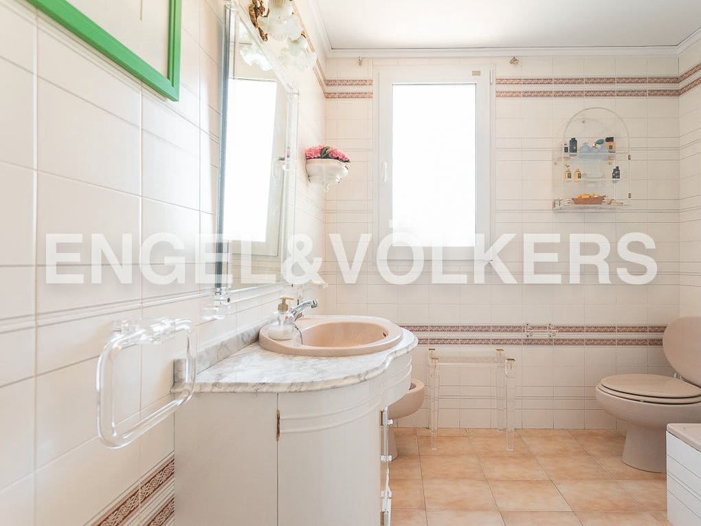 7 quarto Moradia para venda em Gandia com piscina garagem - 1 250 000 € (Ref: 8235151)