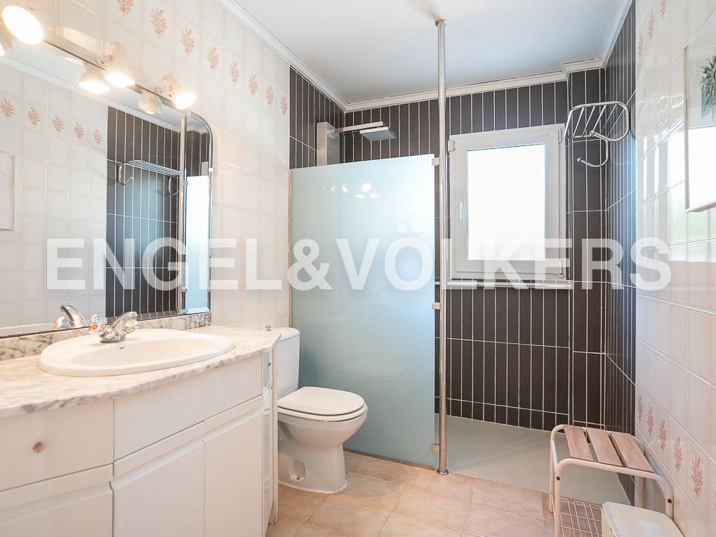 7 quarto Moradia para venda em Gandia com piscina garagem - 1 250 000 € (Ref: 8235151)