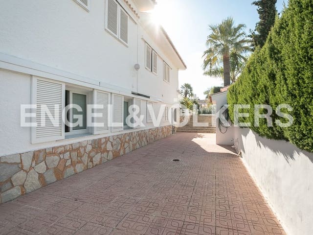 7 quarto Moradia para venda em Gandia com piscina garagem - 1 250 000 € (Ref: 8235151)