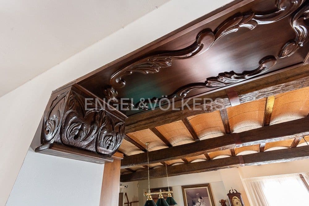 4 bedroom Villa for sale in Onda with pool - € 430,000 (Ref: 8235154)