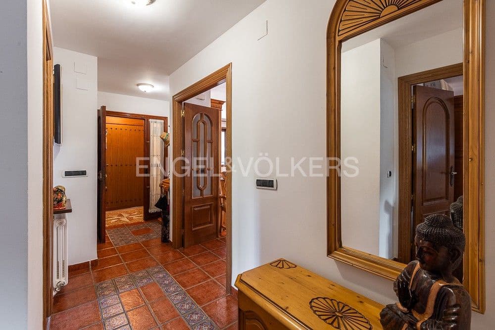 4 bedroom Villa for sale in Onda with pool - € 430,000 (Ref: 8235154)