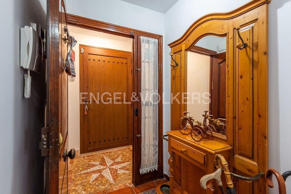 4 bedroom Villa for sale in Onda with pool - € 430,000 (Ref: 8235154)