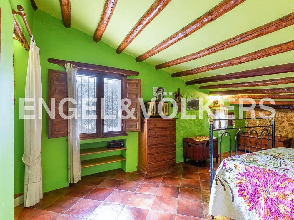 2 bedroom Finca/Country House for sale in Sierra Engarceran - € 280,000 (Ref: 8235158)