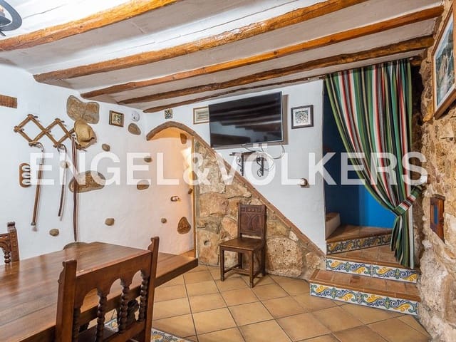 2 bedroom Finca/Country House for sale in Sierra Engarcerán - € 280,000 (Ref: 8235158)