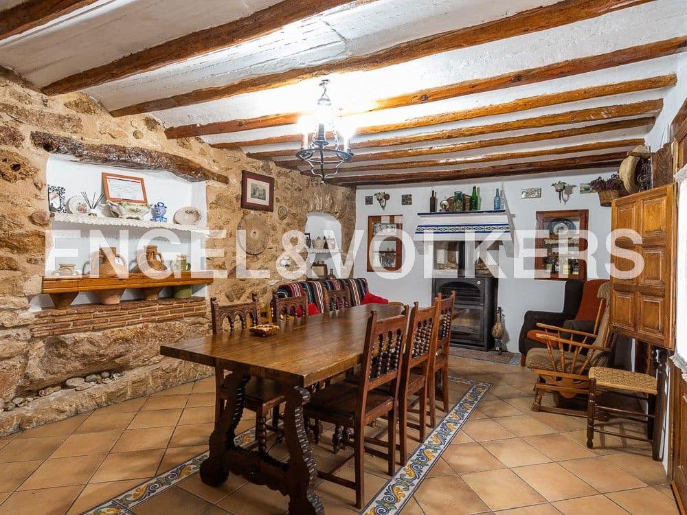 2 bedroom Finca/Country House for sale in Sierra Engarceran - € 280,000 (Ref: 8235158)