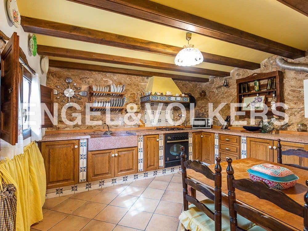 2 bedroom Finca/Country House for sale in Sierra Engarceran - € 280,000 (Ref: 8235158)