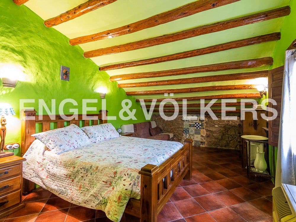 2 bedroom Finca/Country House for sale in Sierra Engarceran - € 280,000 (Ref: 8235158)