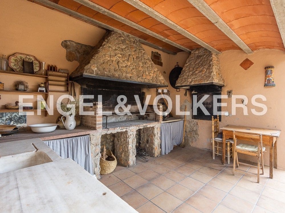 2 bedroom Finca/Country House for sale in Sierra Engarceran - € 280,000 (Ref: 8235158)